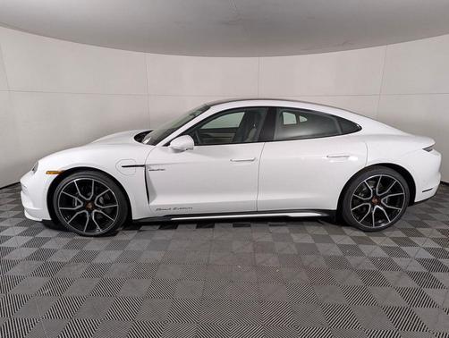 2026 Porsche Taycan 4