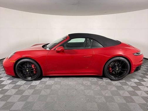 2024 Porsche 911 Carrera GTS