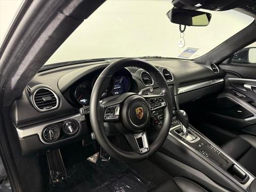 2018 Porsche 718 Cayman GTS