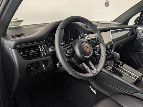 Jet Black 2026 Porsche Macan Macan GTS