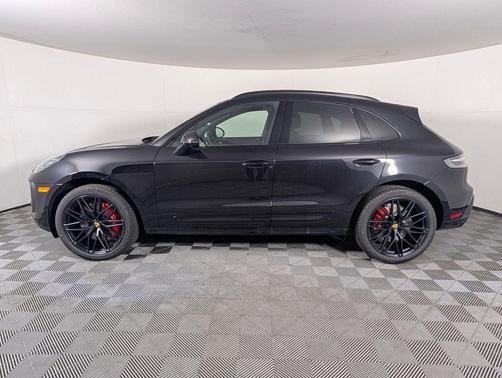 Jet Black 2026 Porsche Macan Macan GTS