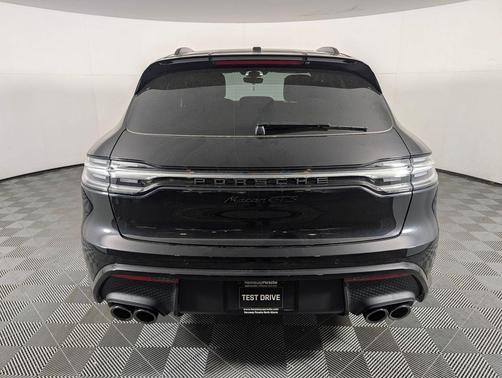 Jet Black 2026 Porsche Macan Macan GTS