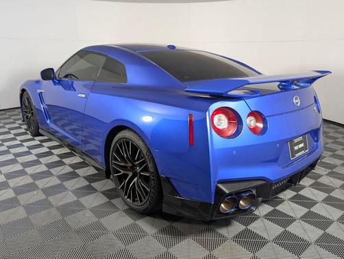 2024 Nissan GT-R Skyline Edition