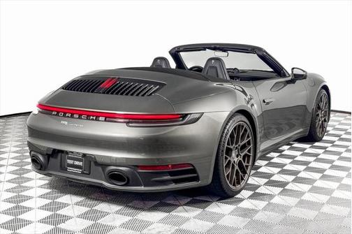 2023 Porsche 911 Carrera