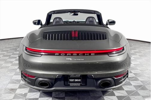 2023 Porsche 911 Carrera