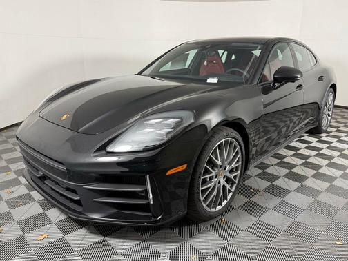2026 Porsche Panamera 