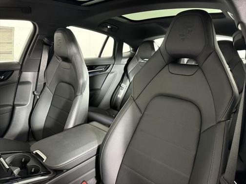 2025 Porsche Panamera