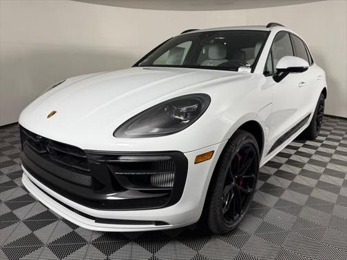 2025 Porsche Macan GTS