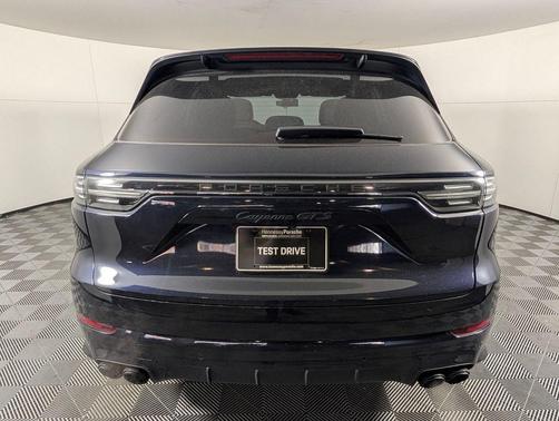 2021 Porsche Cayenne GTS