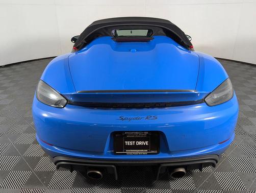 2025 Porsche 718 Spyder RS