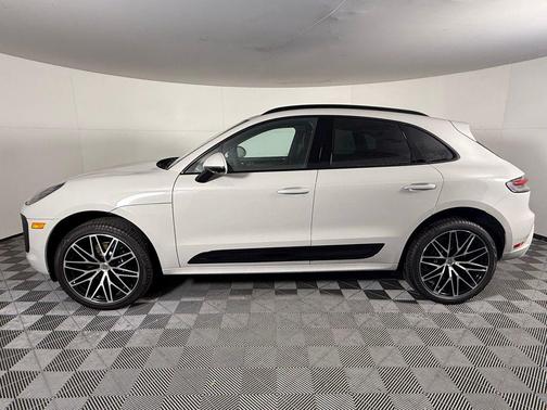 2025 Porsche Macan 2.0T
