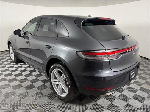 2021 Porsche Macan Base
