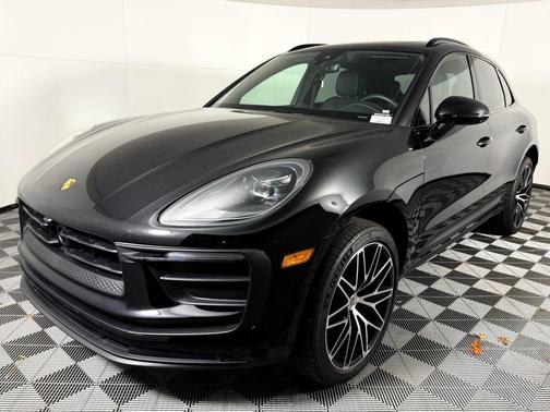 2025 Porsche Macan 2.0T