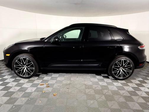 2025 Porsche Macan 2.0T