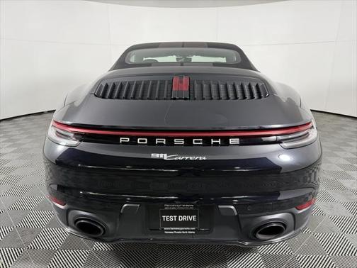 2024 Porsche 911 Carrera