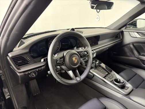 2024 Porsche 911 Carrera