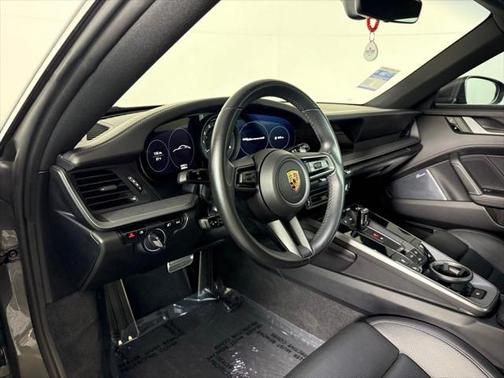 2020 Porsche 911 Carrera 4S