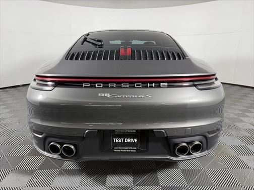 2020 Porsche 911 Carrera 4S