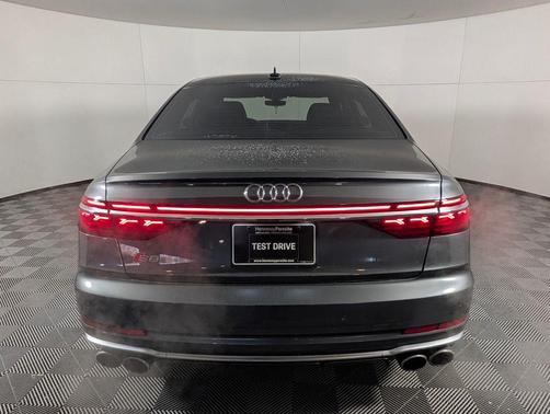 2023 Audi S8 4.0T