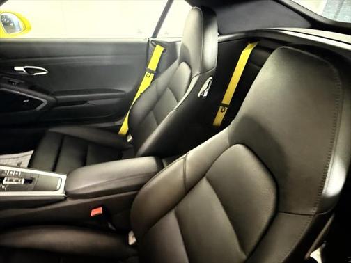 2017 Porsche 911 Carrera
