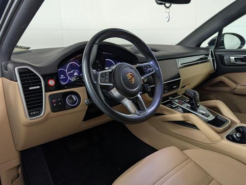 2023 Porsche Cayenne Cayenne