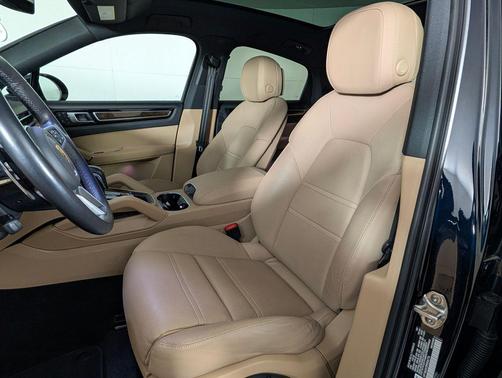 2023 Porsche Cayenne Cayenne