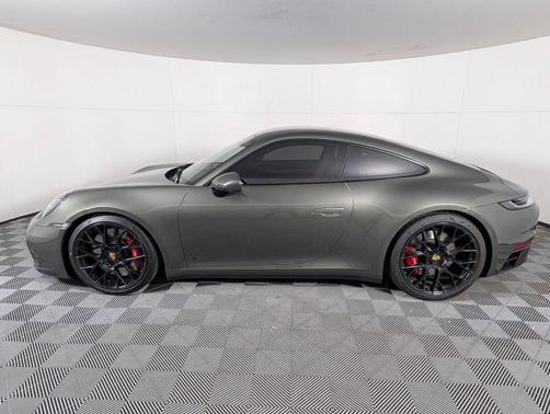 2024 Porsche 911 Carrera GTS