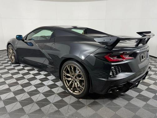 2024 Chevrolet Corvette Stingray w/2LT