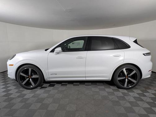 2026 Porsche Cayenne GTS