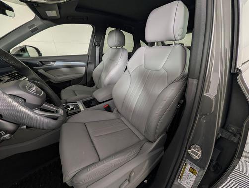 2025 Audi Q5 45 S line Premium Plus