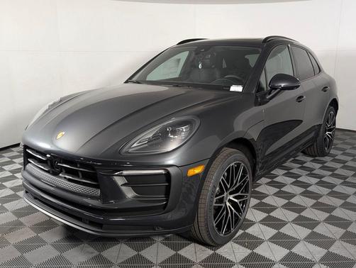 2026 Porsche Macan 