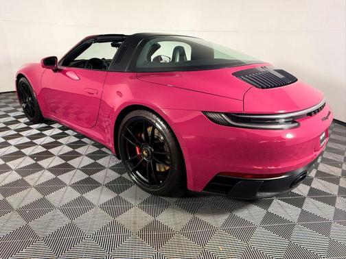 2023 Porsche 911 Targa 4 GTS