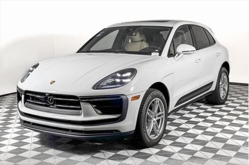 2024 Porsche Macan Base