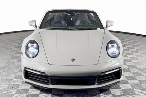 2021 Porsche 911 Carrera