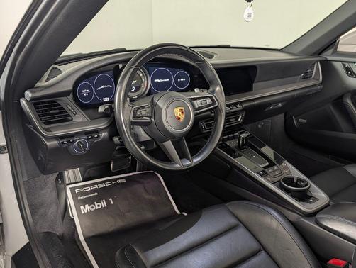 2021 Porsche 911 Carrera