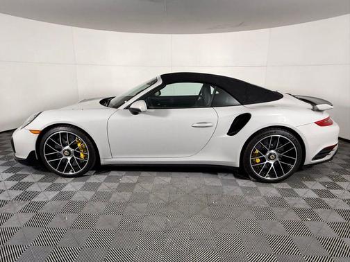 2019 Porsche 911 Turbo