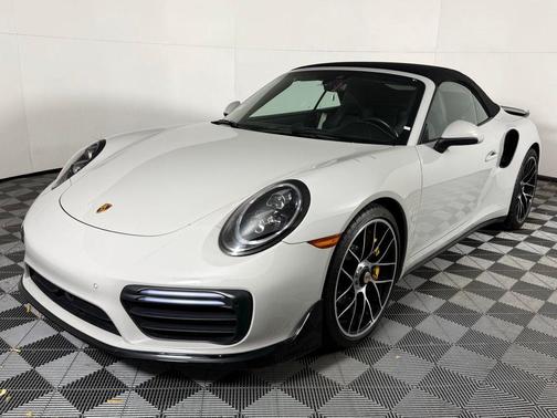 2019 Porsche 911 Turbo