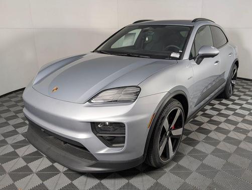 2026 Porsche Macan 4S