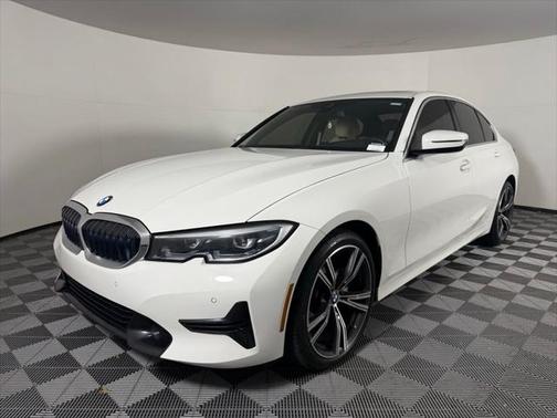 2022 BMW 330 i