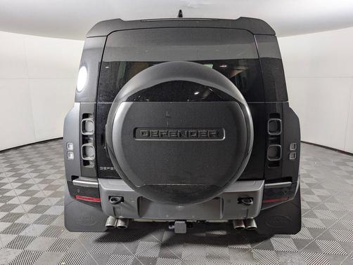 2024 Land Rover Defender 110 P525 Carpathian Edition