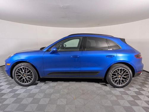 2018 Porsche Macan Sport Edition