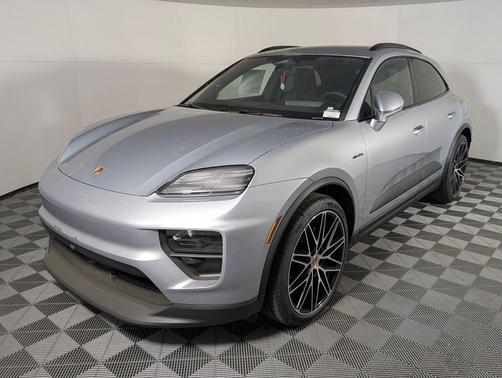 Dolomite 2026 Porsche Macan Macan Electric 4