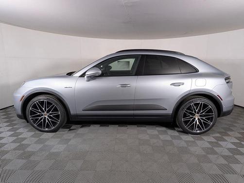 Dolomite 2026 Porsche Macan Macan Electric 4