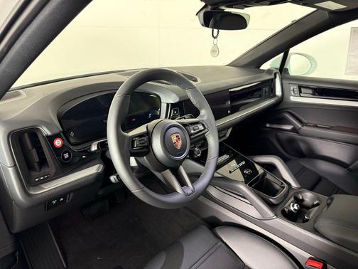 2026 Porsche Cayenne 