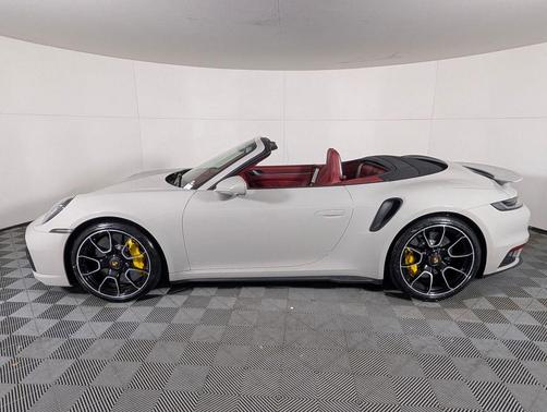 2024 Porsche 911 Turbo S