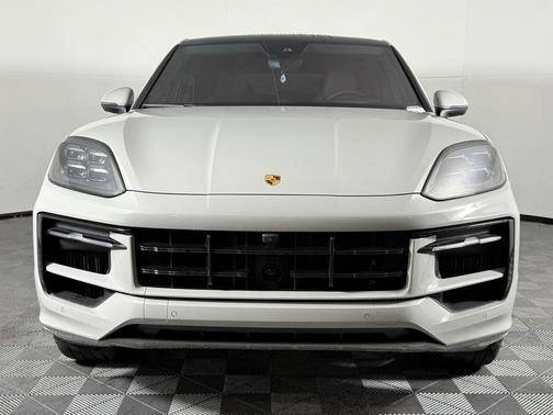 2024 Porsche Cayenne S