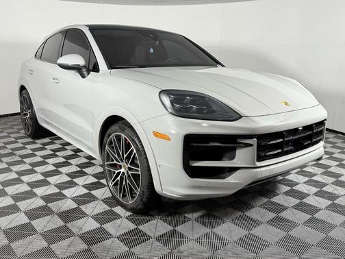 2024 Porsche Cayenne S