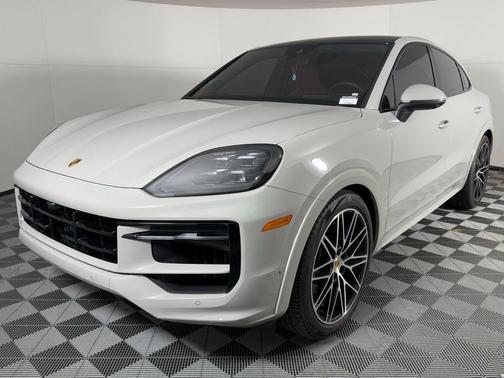 2024 Porsche Cayenne S