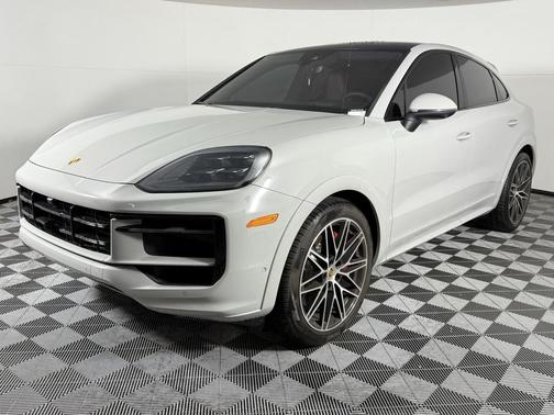 2024 Porsche Cayenne S