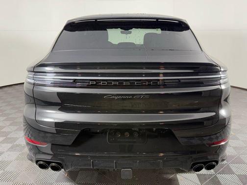 2026 Porsche Cayenne GTS
